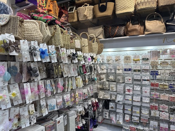 ARTESANIAS Y VARIEDADES EXPLORADORA · Cartagena de Indias
