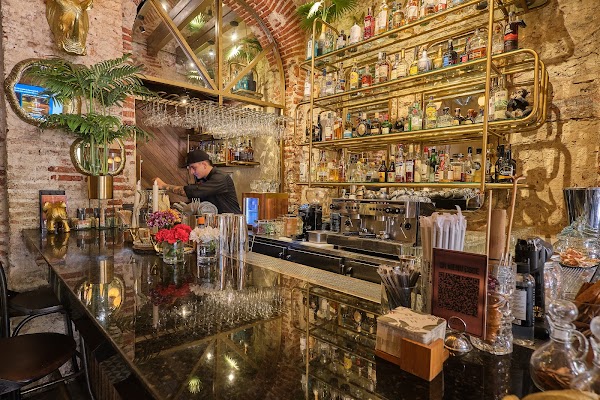 Mirador Culture Bar