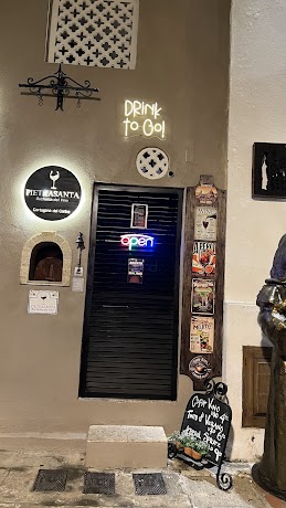 PIETRASANTA, Buchetta del vino · Cartagena de Indias