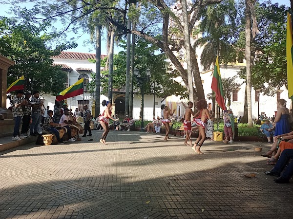 Plaza Simon Bolivar