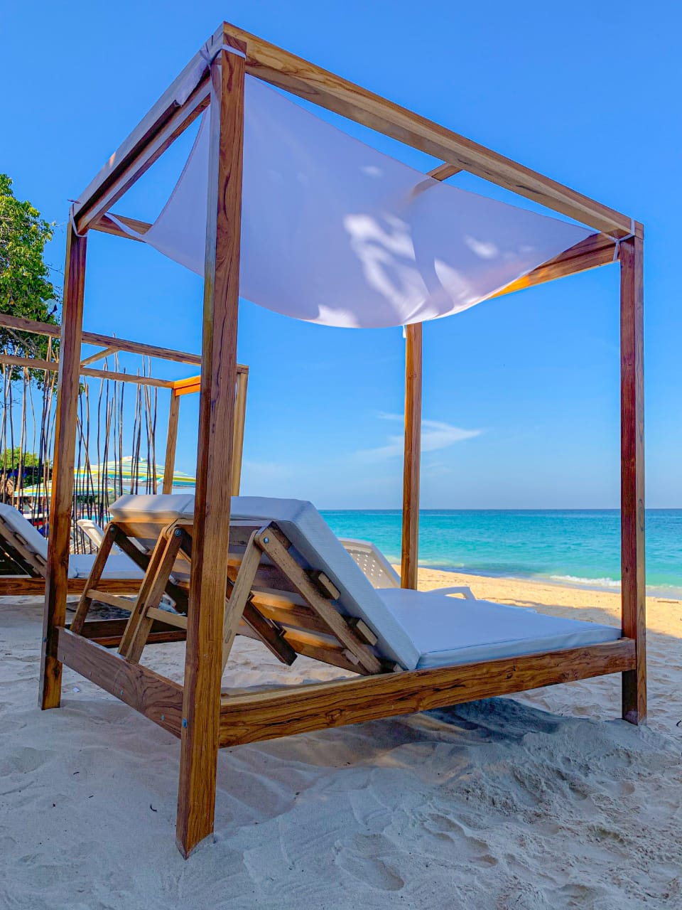Tour Islas del Rosario VIP en Cartagena: Playa, Snorkeling y Diversión / VIP Islas del Rosario Tour in Cartagena: Beach, Snorkeling, and Fun