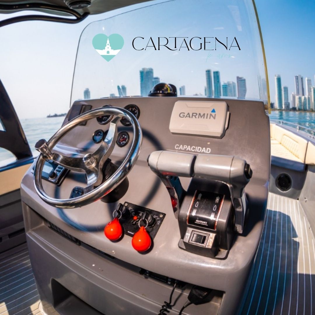 Explora las Islas del Caribe en Elegancia: Alquila Black Jack 34 Ft Fast Boat Cartagena / Sail in Style: Rent the Black Jack Fast Boat 34 Ft in the Caribbean