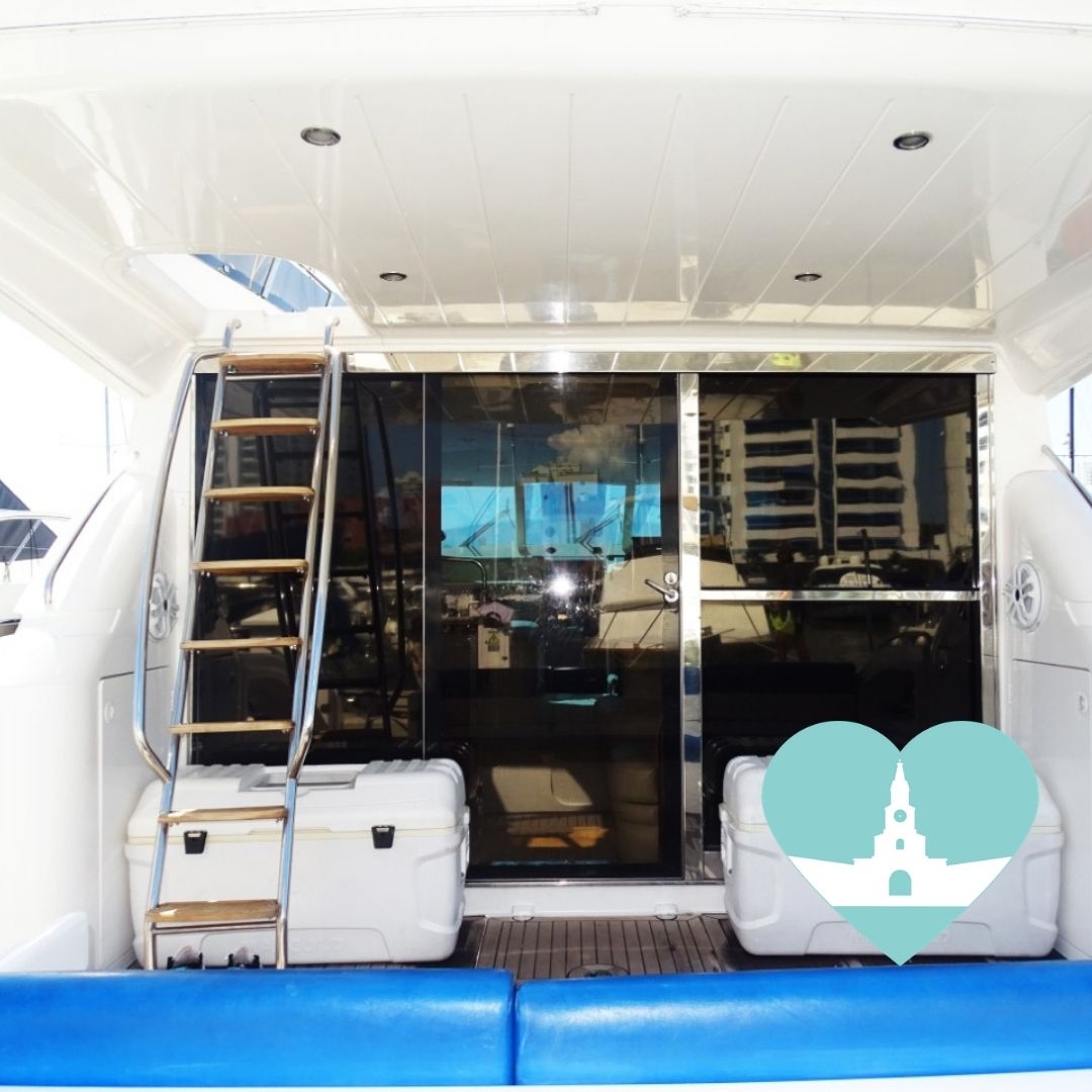 YACHT VIKING 56 Unforgettable Sea Experiences: Discover Luxury in Cartagena /Descubre el Paraíso en el Mar: Cartagena de Lujo te Espera