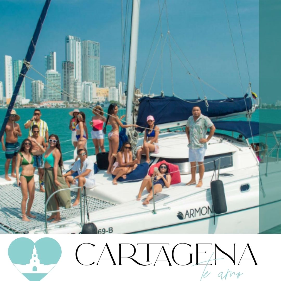 Alquiler Exclusivo de Catamarán en Cartagena: Eventos Inolvidables en el Mar / Daytime sailing on a catamaran