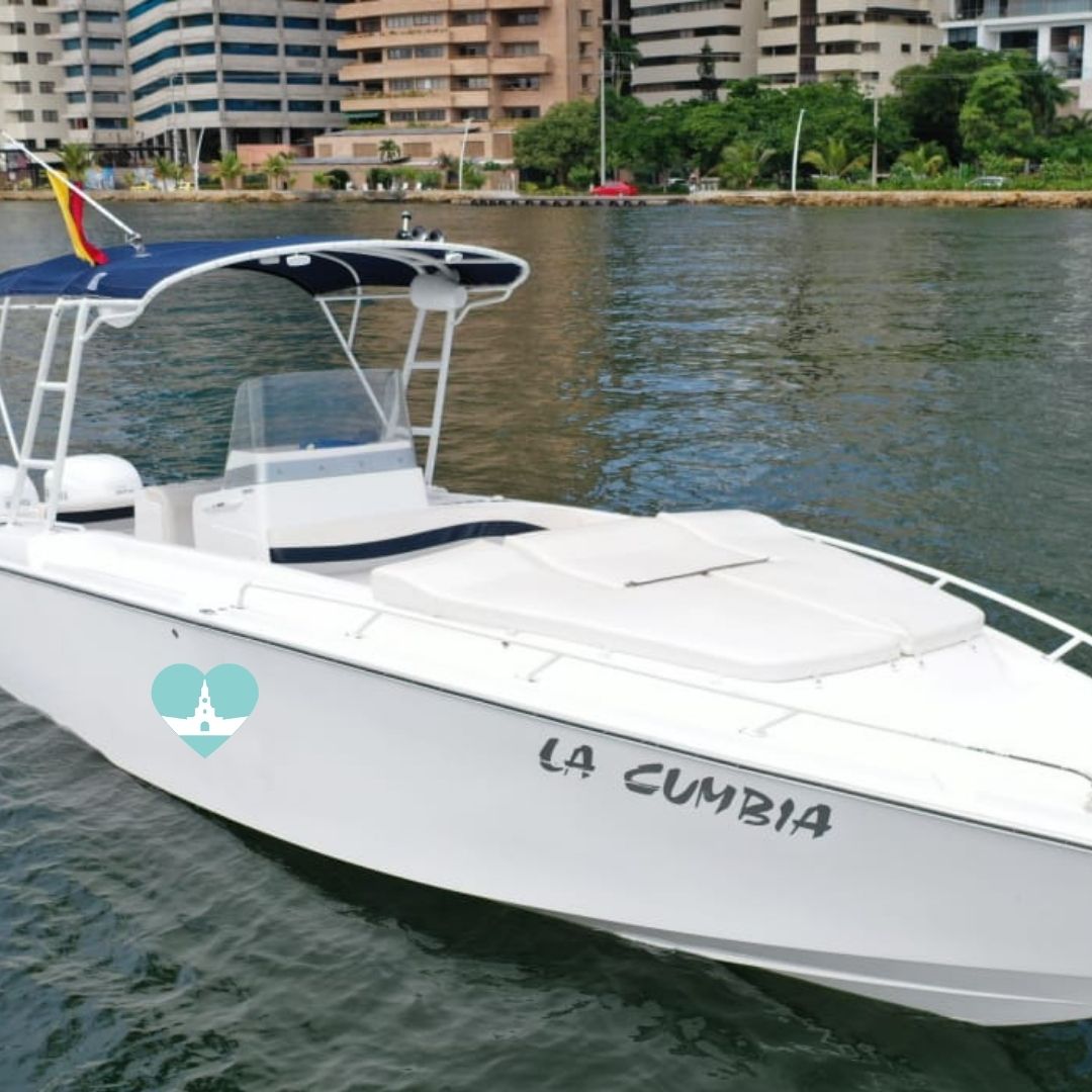 Alquiler de Lancha de Lujo en Cartagena: Explora las Islas con Estilo /Discover Cartagena from the Sea: Rent a Boat with Exclusive Service