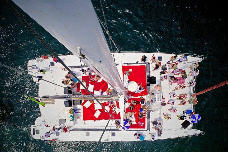Catamaran Party in Cartagena: Unique Experience on a 65-Foot Catamaran / Catamarán Party en Cartagena: Experiencia Única en un Catamarán de 65 Pies