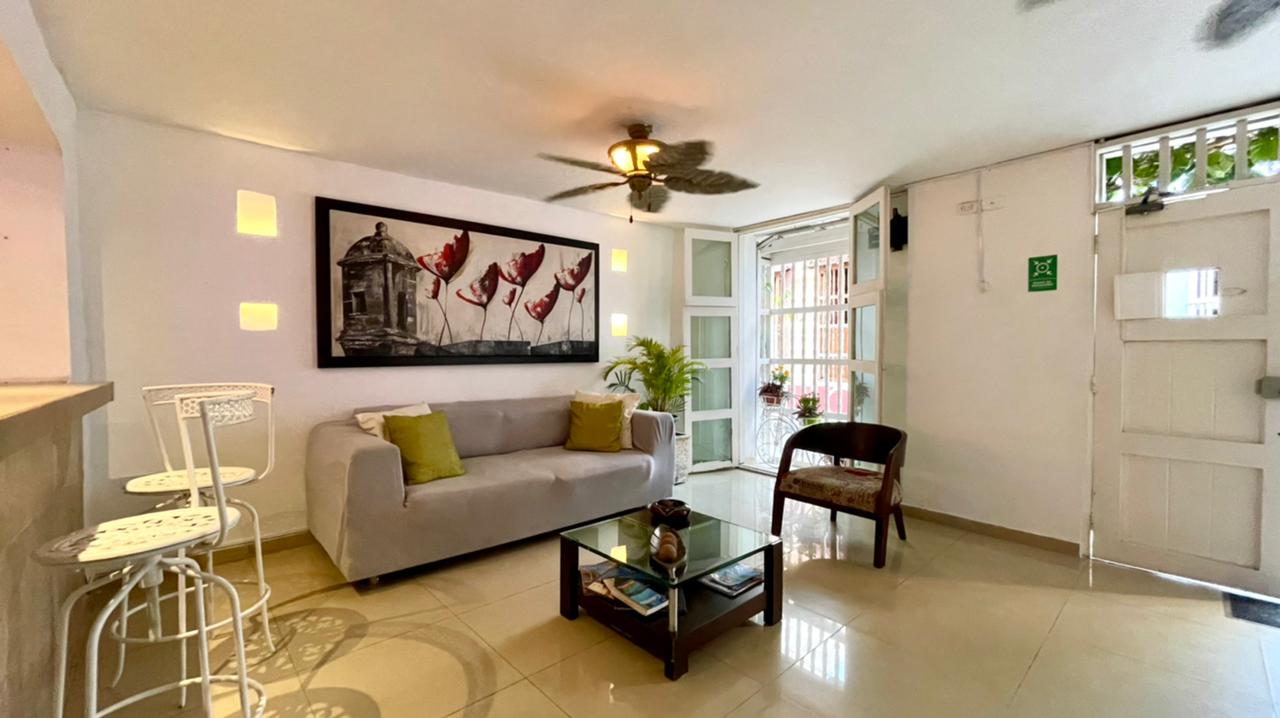 Casa Nueve full House : El alojamiento de lujo perfecto en Getsemaní / Casa Nueve: The Perfect Luxury Accommodation in Getsemaní