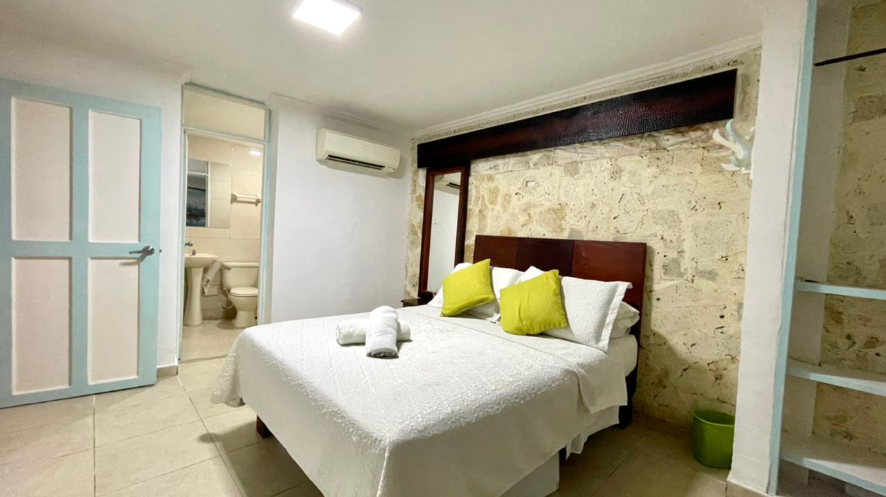 Casa Nueve full House : El alojamiento de lujo perfecto en Getsemaní / Casa Nueve: The Perfect Luxury Accommodation in Getsemaní