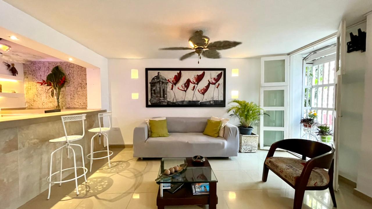 Casa Nueve full House : El alojamiento de lujo perfecto en Getsemaní / Casa Nueve: The Perfect Luxury Accommodation in Getsemaní