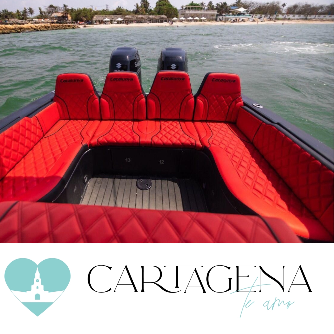 ¡Descubra la Emoción en el Mar con Nuestra Lujosa Embarcación 33ft para 14 Personas En Cartagena / Embark on a Unique Experience! Luxury Boat 33ft for 14 People in Cartagena