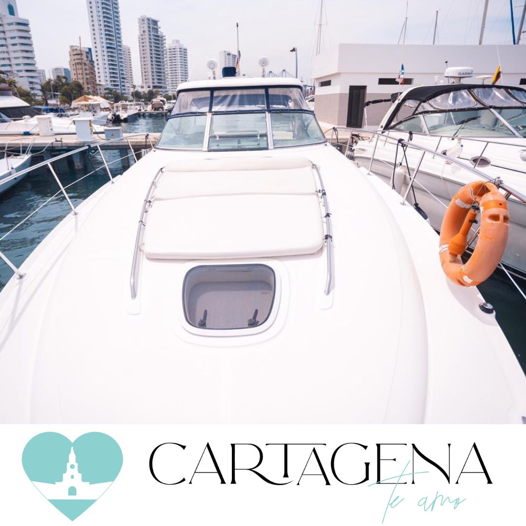 Alquiler de Yate de 43 Pies en Cartagena: ¡Explora las Islas del Rosario y Más / 43-Foot Yacht Rental in Cartagena: Explore Rosario Islands and More