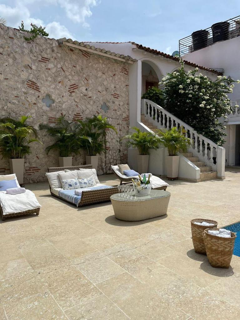 Team Building en Cartagena: Casa con Espacio para 30 Personas en el Centro Histórico /