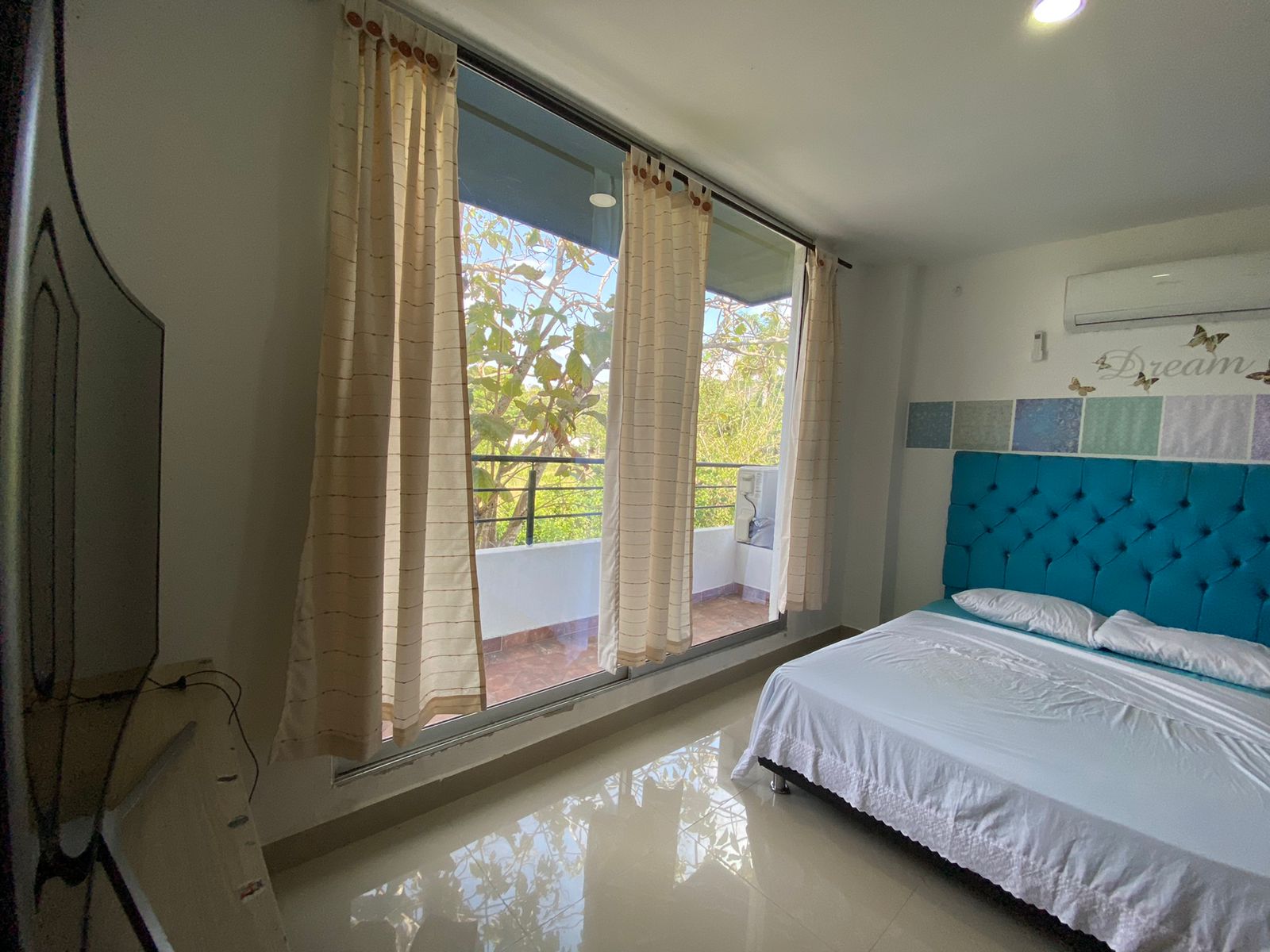 Escapa a la Tranquilidad: Alquila Casa Finca la Fantástica en Turbaco, Cartagena / Escape to Tranquility: Rent Casa Finca la Fantástica in Turbaco, Cartagena