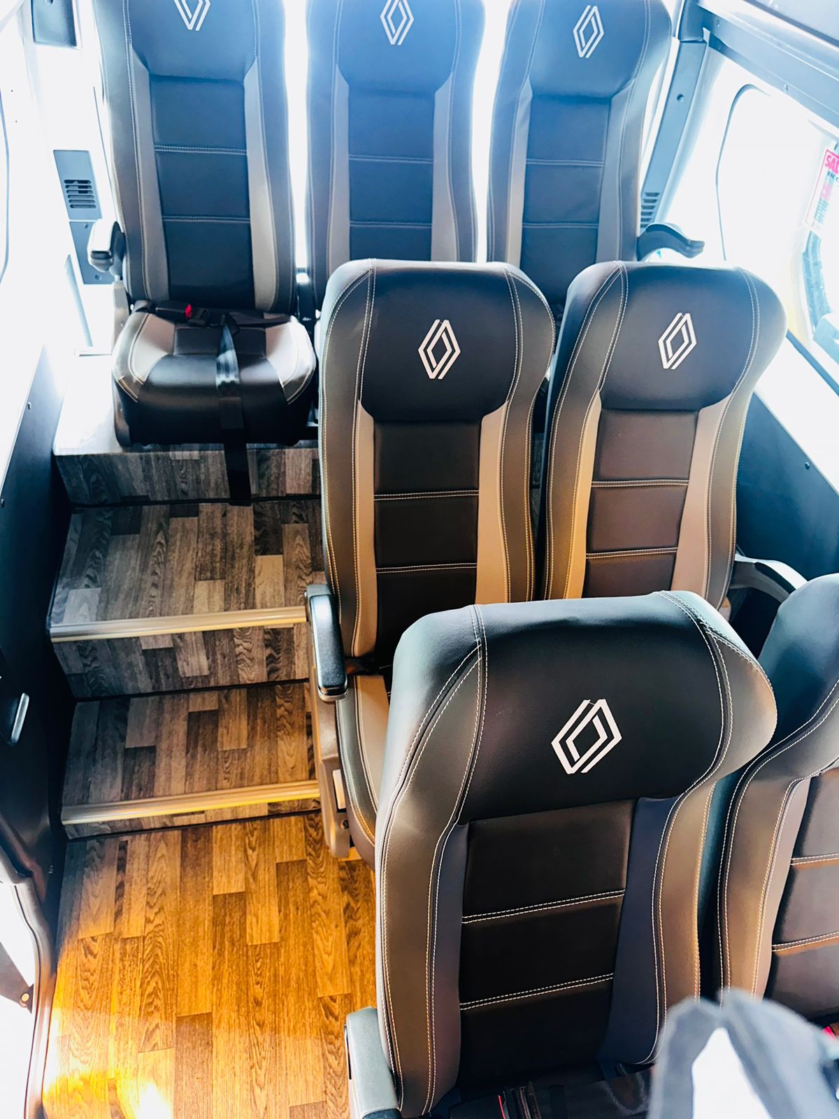 Descubre Cartagena con la Renault Master – Tour Personalizado / Discover Cartagena with the Renault Master – Personalized Tour