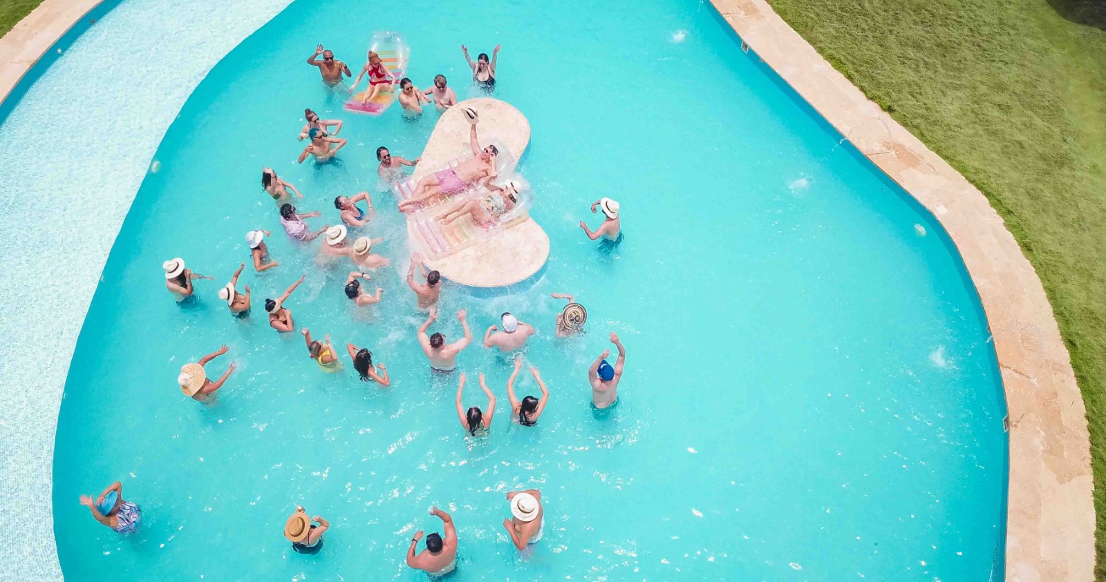 Experiencia en el Beach Club de la Isla de Tierra Bomba / Experience at Tierra Bomba Island Beach Club