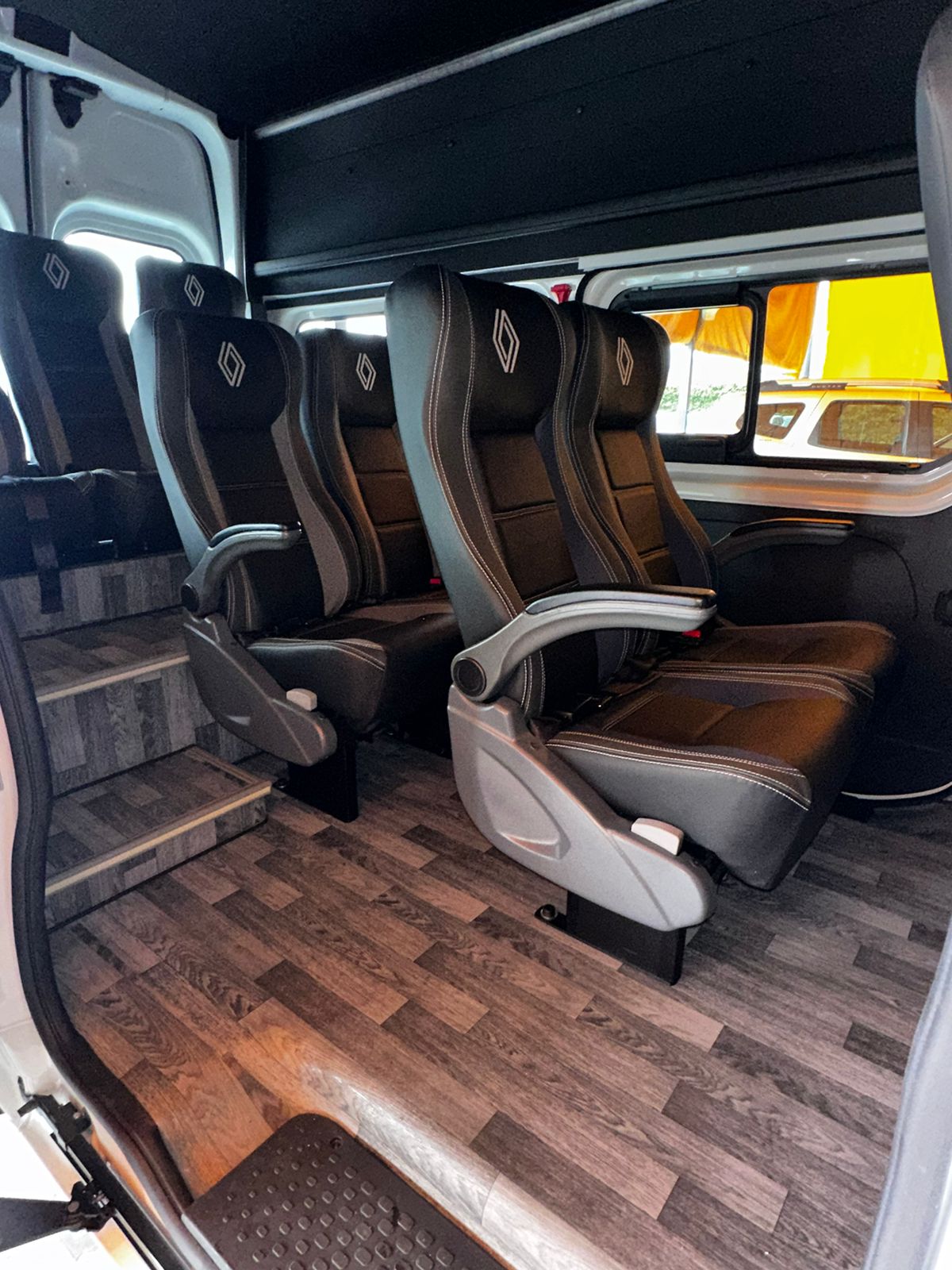 Descubre Cartagena con la Renault Master – Tour Personalizado / Discover Cartagena with the Renault Master – Personalized Tour
