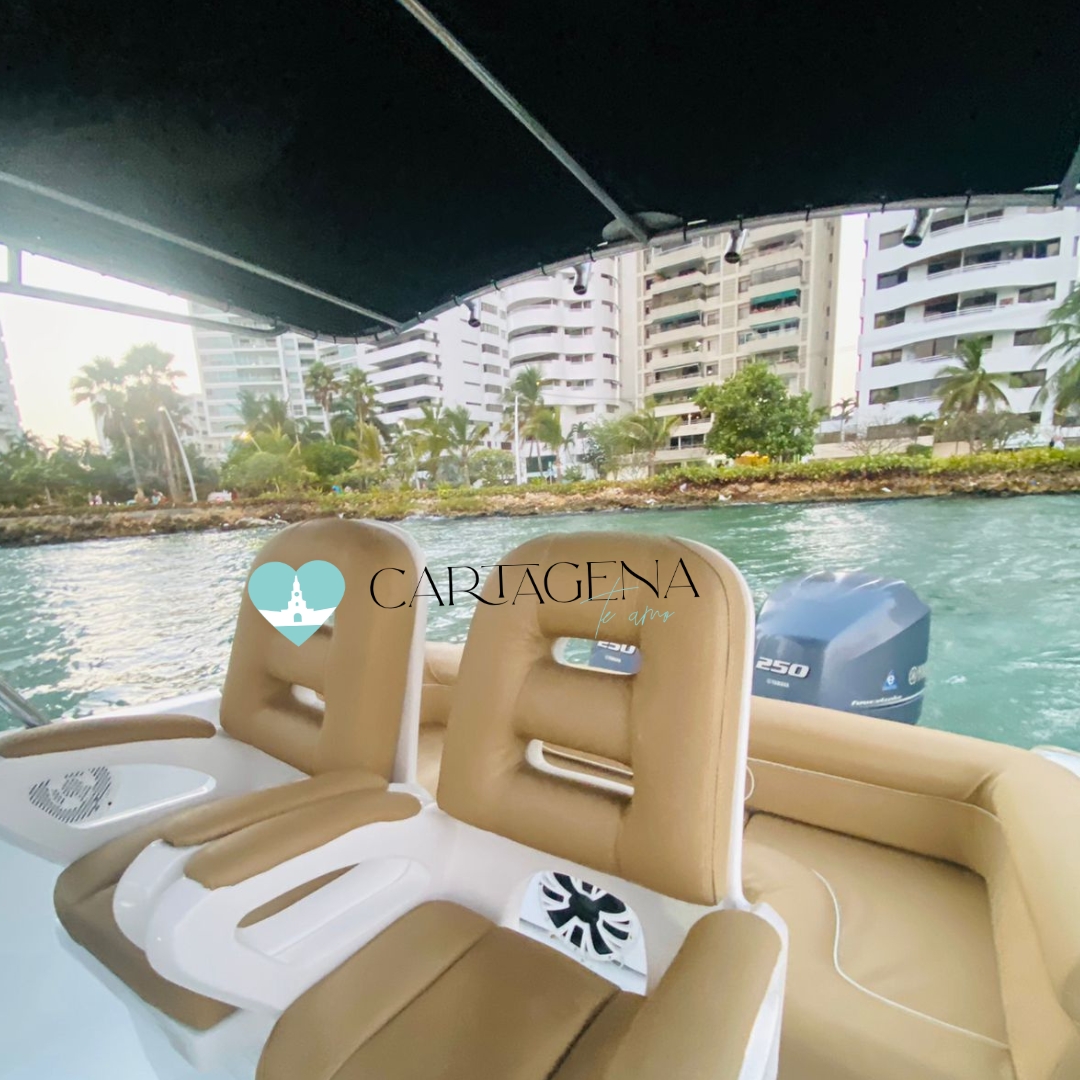 Disfruta del Mar con “Las Babys” – Bote Deportivo 32 Pies en Cartagena / Unforgettable Nautical Adventure in Cartagena