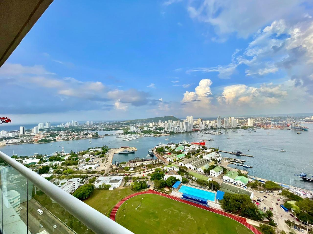 H2 Sky Residence: Strategic $500K+ USD Investment | Luxury 27th Floor Bay-View Apartment in Cartagena